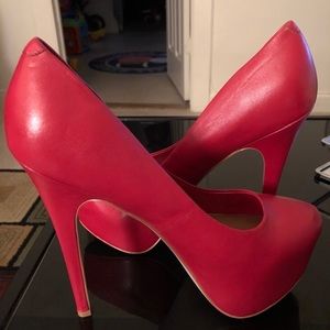 3 pairs of Steve Madden platform pumps size 8.5